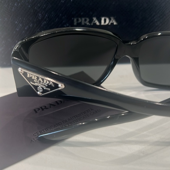 Authentic RARE PRADA sunglasses w/ certificate and box. Mint condition. Worn 1x - Picture 4 of 15